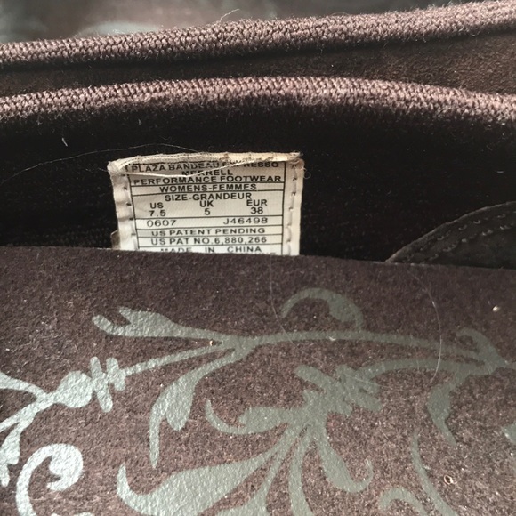 Merrell Mary Janes Brown - Picture 6 of 8